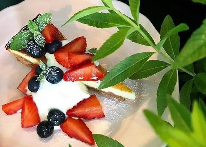 Xenia, Bed & Breakfast 3*