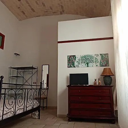 Xenia, 3*