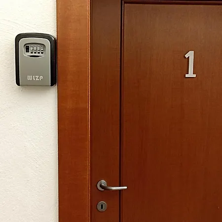 Oda ve Kahvaltı Xenia,