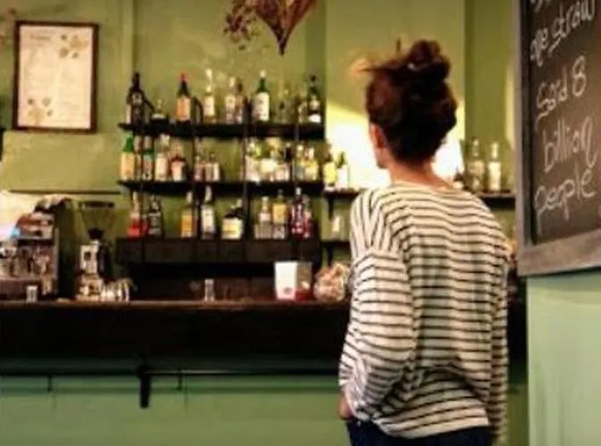 Xenia, Frühstückspension